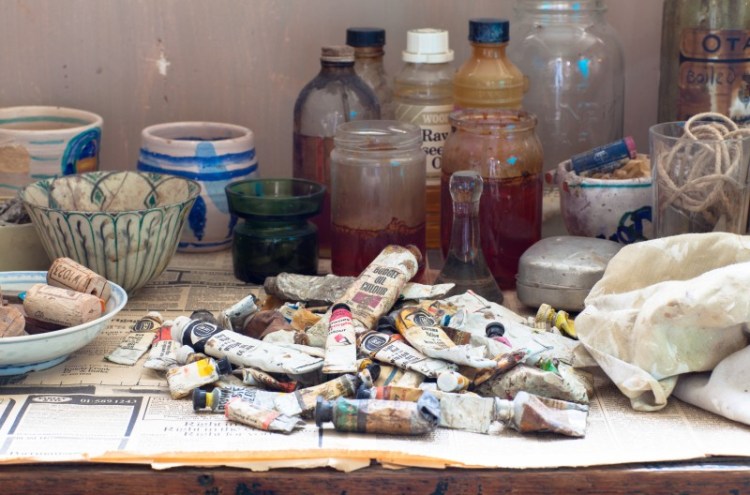 P.L. Charleston studio paints. photo. p.fewster